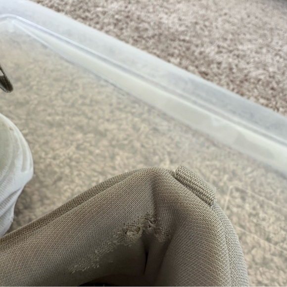 Hoka one one Bondi 8 women’s size 7.5B - Picture 13 of 16